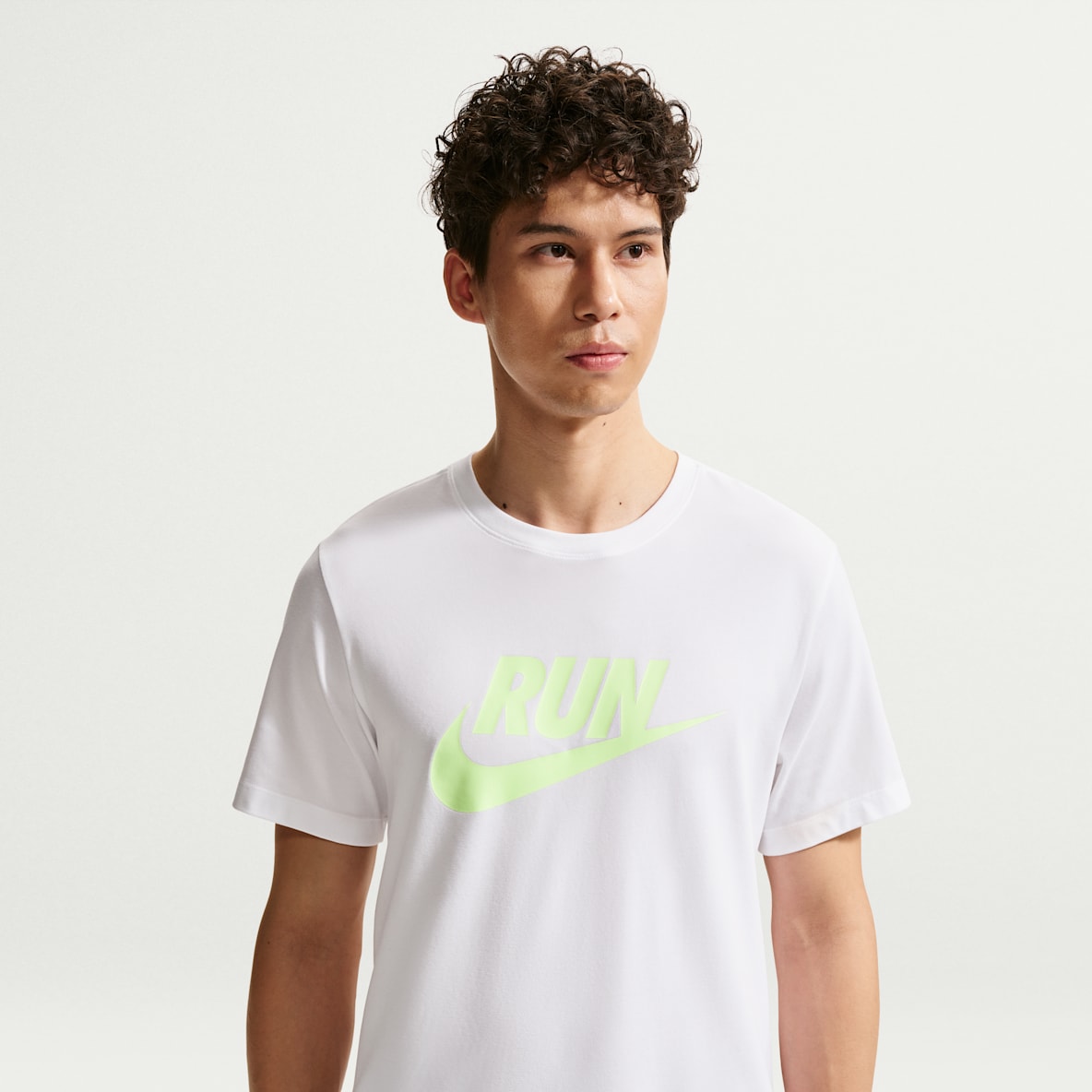 NIKE公式】 ランニング トップス・Tシャツ【ナイキ公式通販】